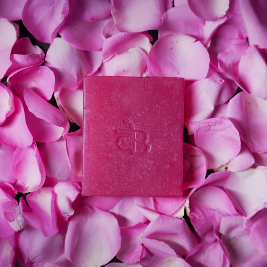 गुलाबो Rose & Shea Butter Ayurvedic Soap 125g